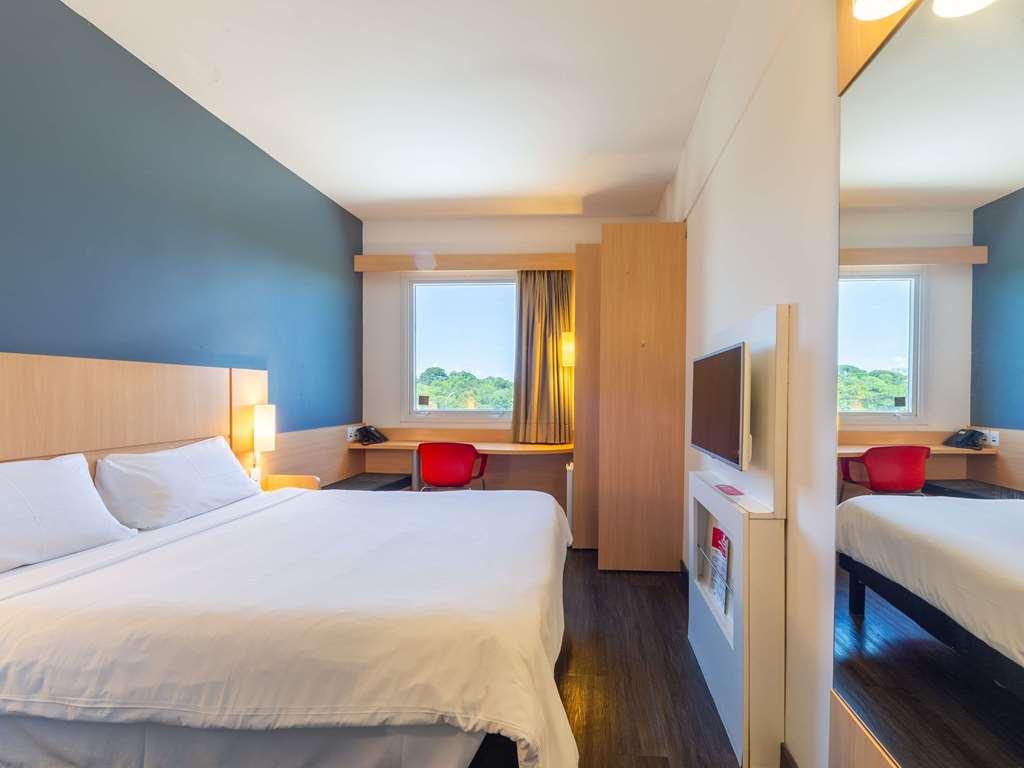 Ibis Manaus Aeroporto Hotel Phòng bức ảnh