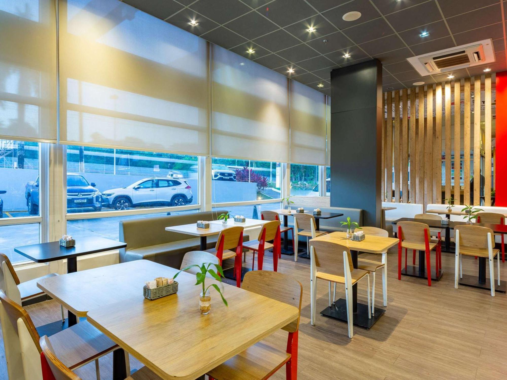 Ibis Manaus Aeroporto Hotel Ngoại thất bức ảnh